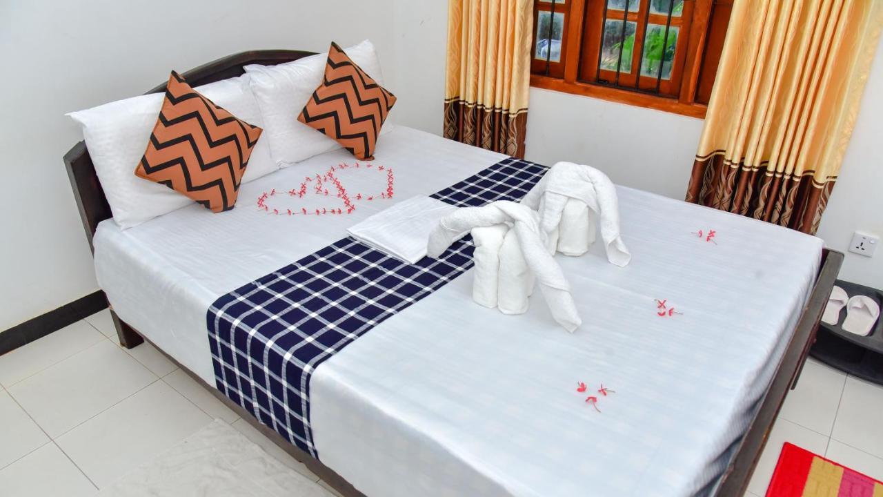 The King'S Garden Resort Дамбулла Экстерьер фото